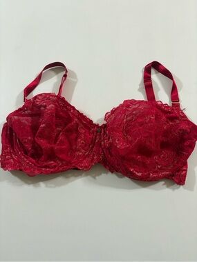 Cacique Red Lace size 44DDD Underwire Bra with Floral Detail